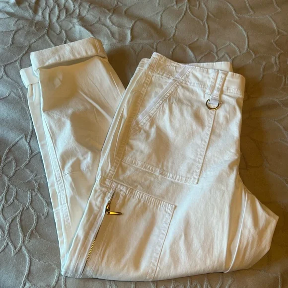 NWT White House black market slim crop - Picture 2 of 7